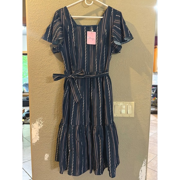 Momentum Brands Dresses & Skirts - Mome Mommy Zippered Nursing Dress Size Medium